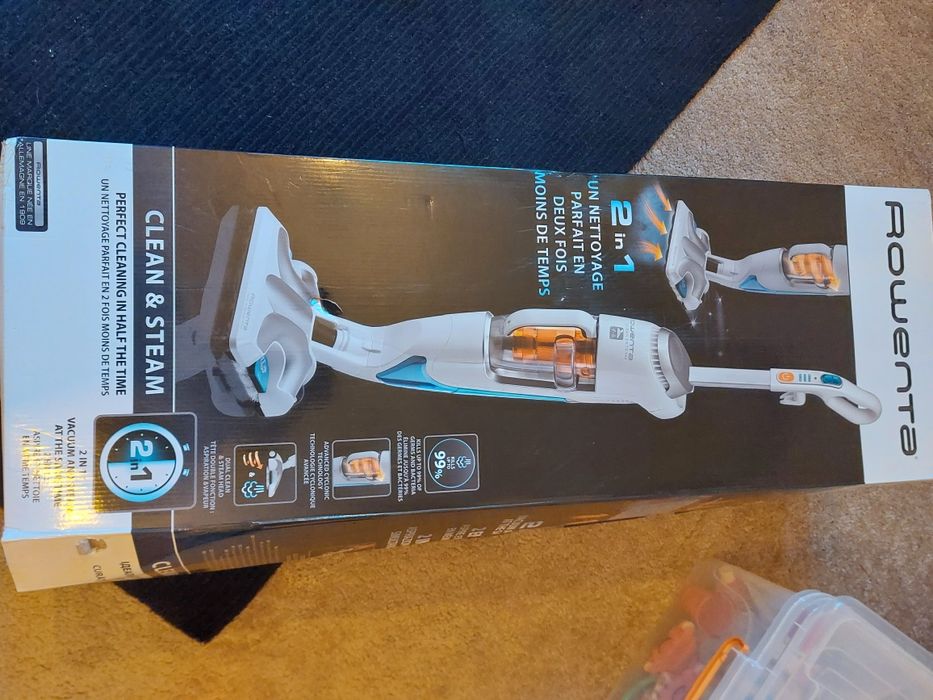 Aspirator cu aburi Rowenta nou