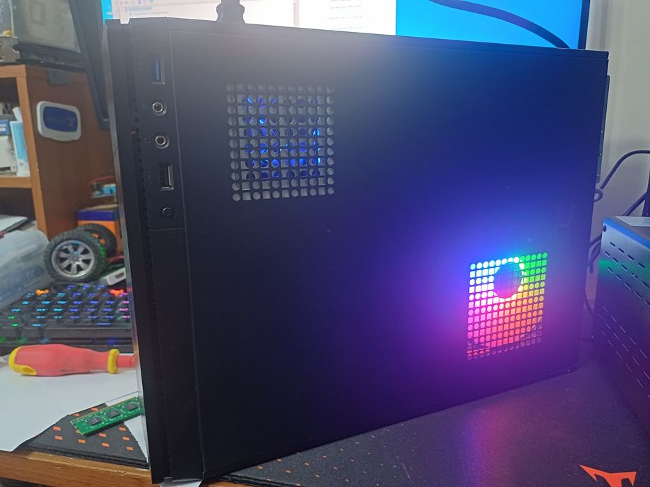 Sfx формат I7 3770 , 16gb ddr3 , 120gb ssd