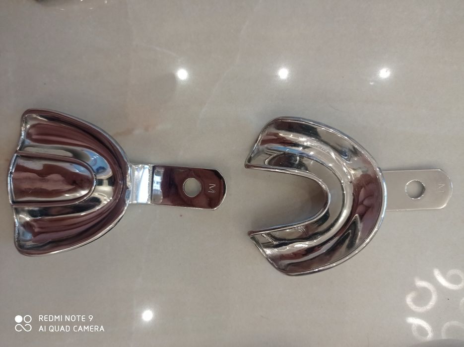 Стоматологични инструменти