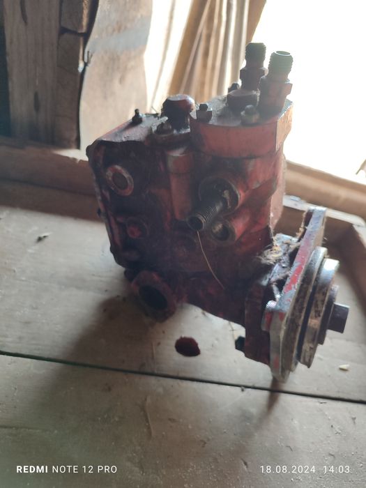 Продам топливный насос