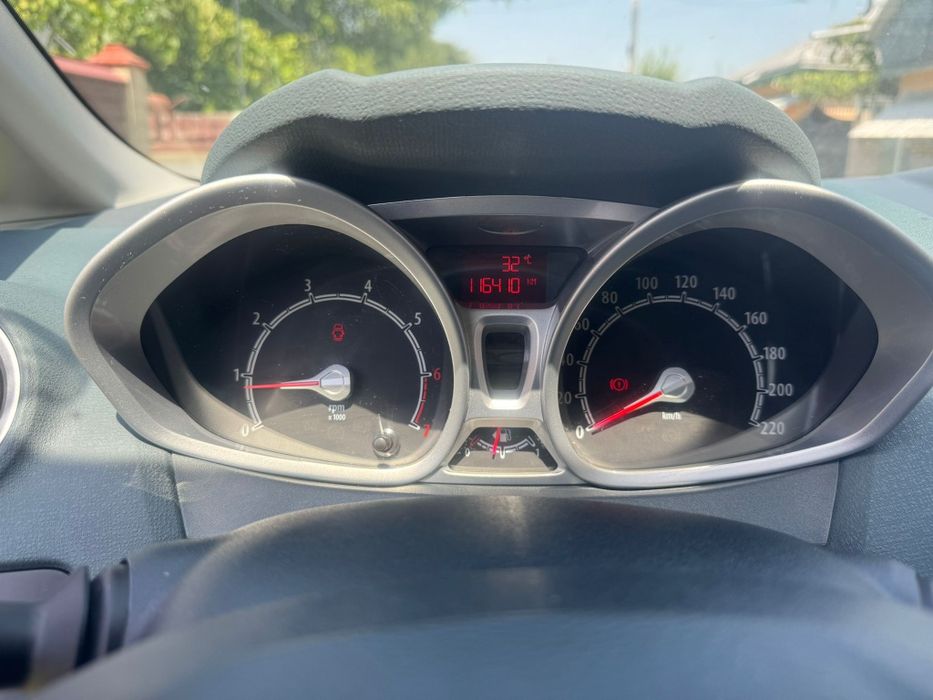 Ford fiesta 1.4 euro 5 116.000 km reali