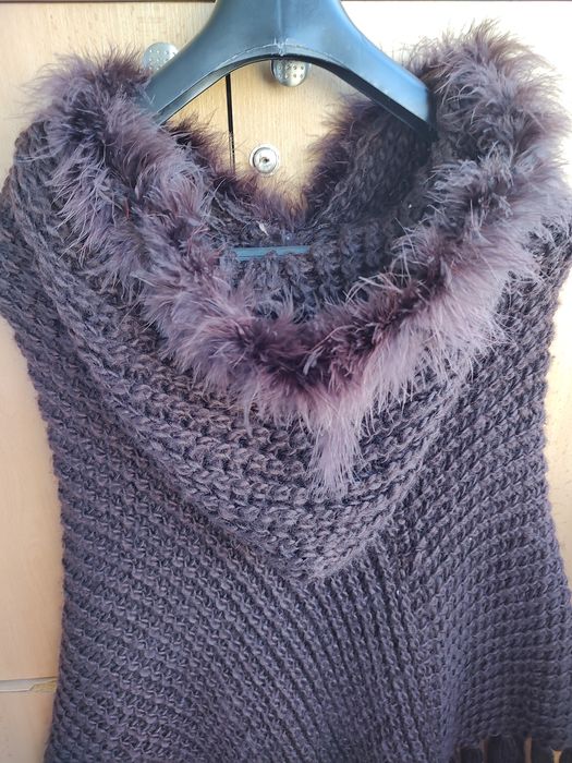 Намалено от 85лв- Пончо с естествен косъм от зайче, пелерина с качулка