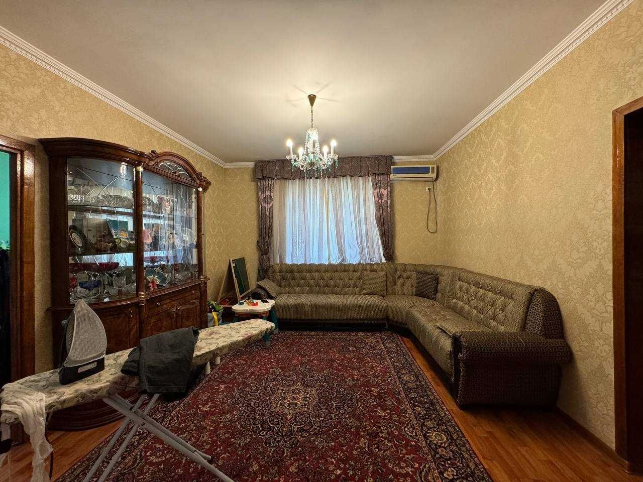 СРОЧНО!!! Продаётся 4-ком. кв. на 1 этаже, 84 кв.м., Мирабадский РОВД