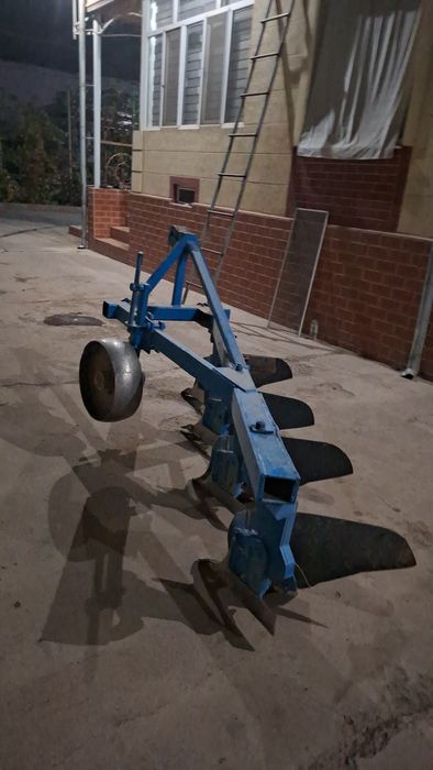 Соқа 4 корпус (плуг)