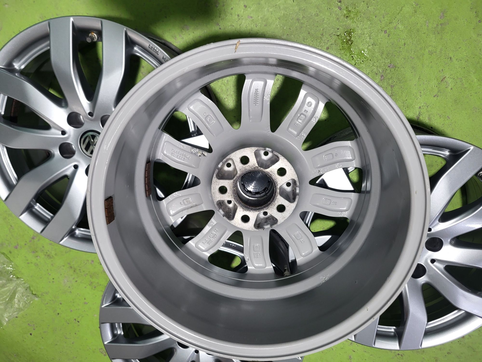 17 5x112 Vw Tiguan Audi лети джанти 5х112 ауди