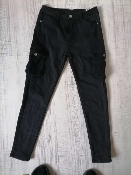 Дънки и панталони