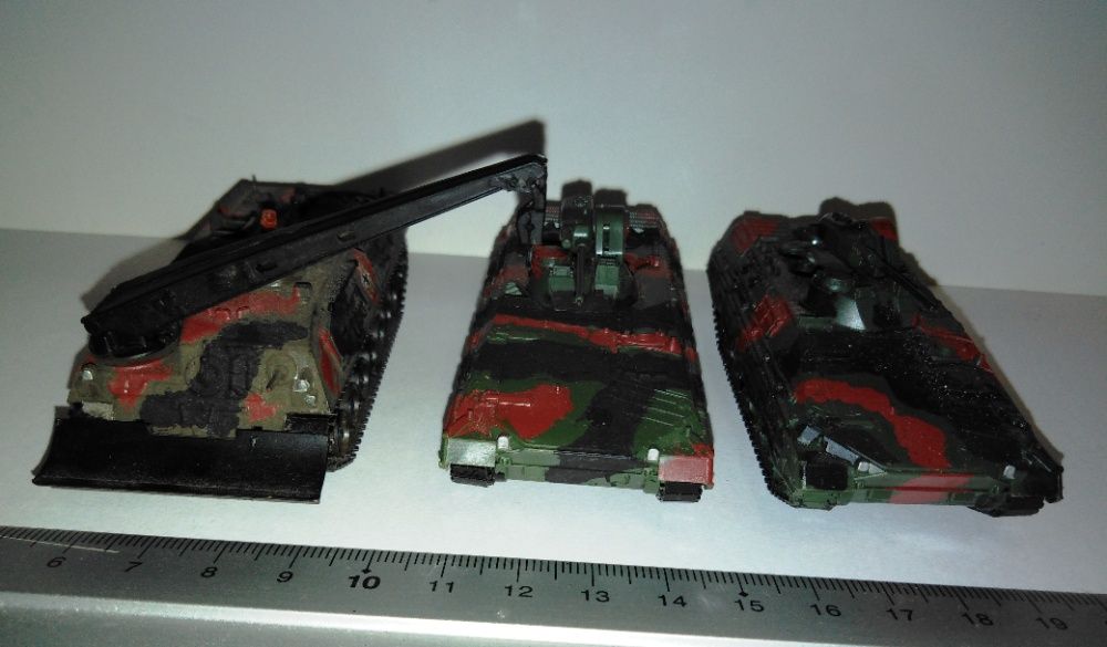 Vand mahete vehicule senilate armata, scara 1:87, ROCO