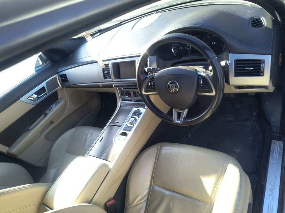 Cititi anuntul! Jaguar xf - vopan pe dreapta - probleme la cutie