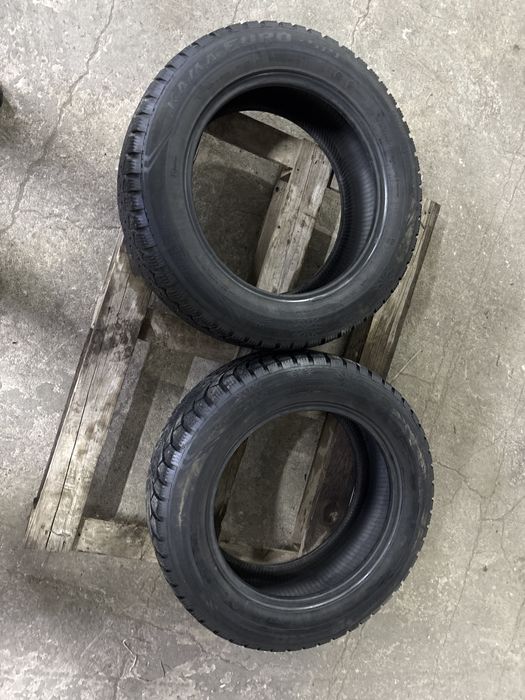 Зимние шиный 205/60 r16