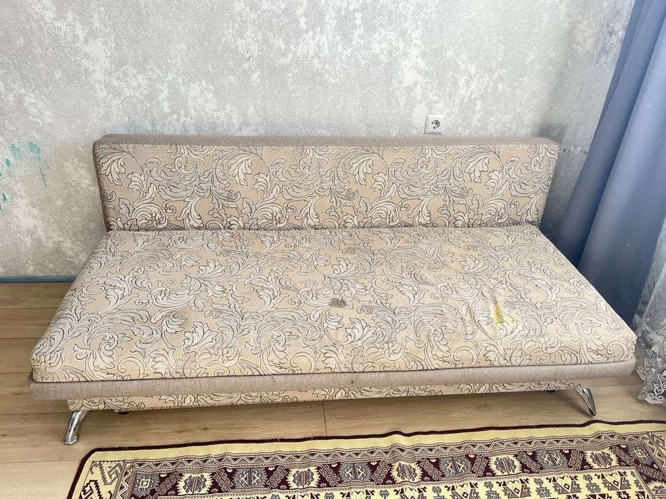 Продам диван 150/200