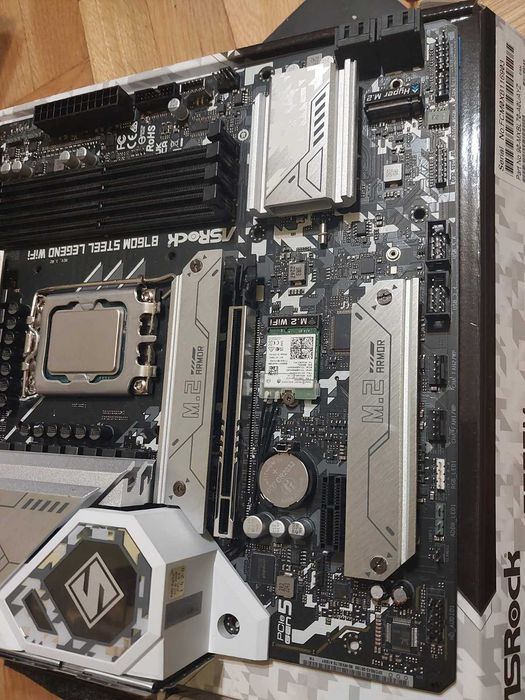 Intel Core i5 12600K + AsRock B760M Steel Legend Wi-Fi DDR5