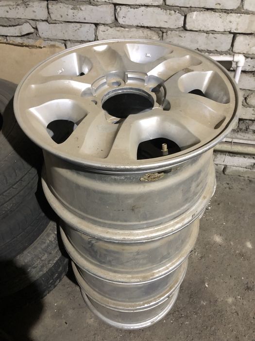 Литые диски R-16