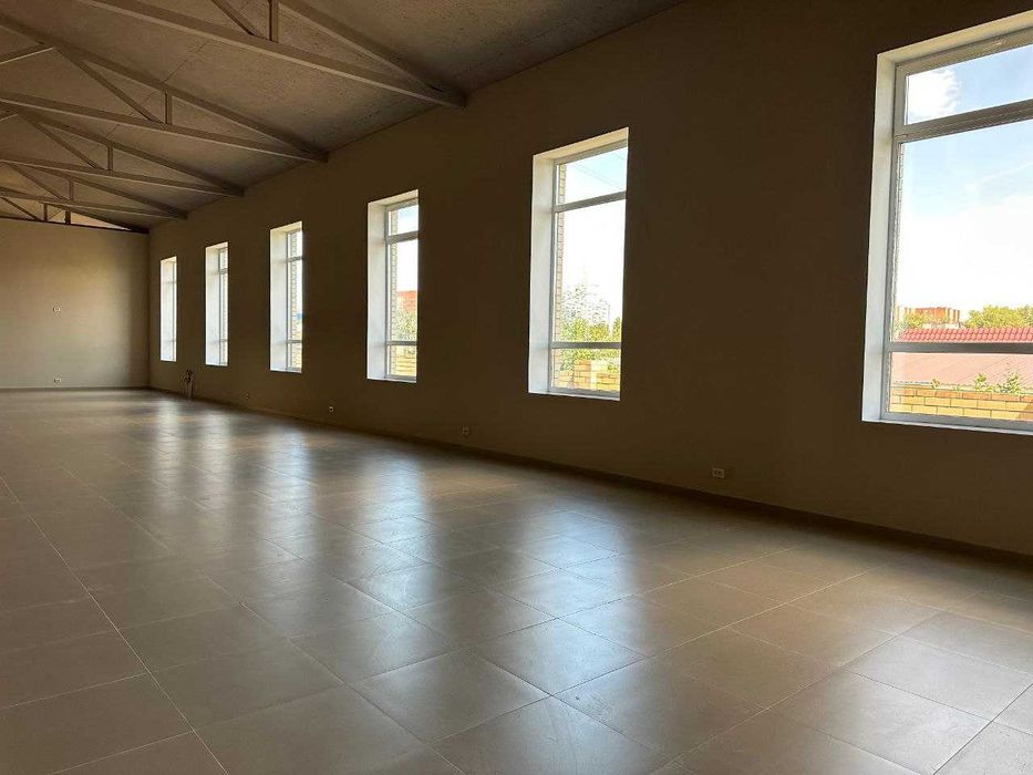 Отдельно-стоящее здание