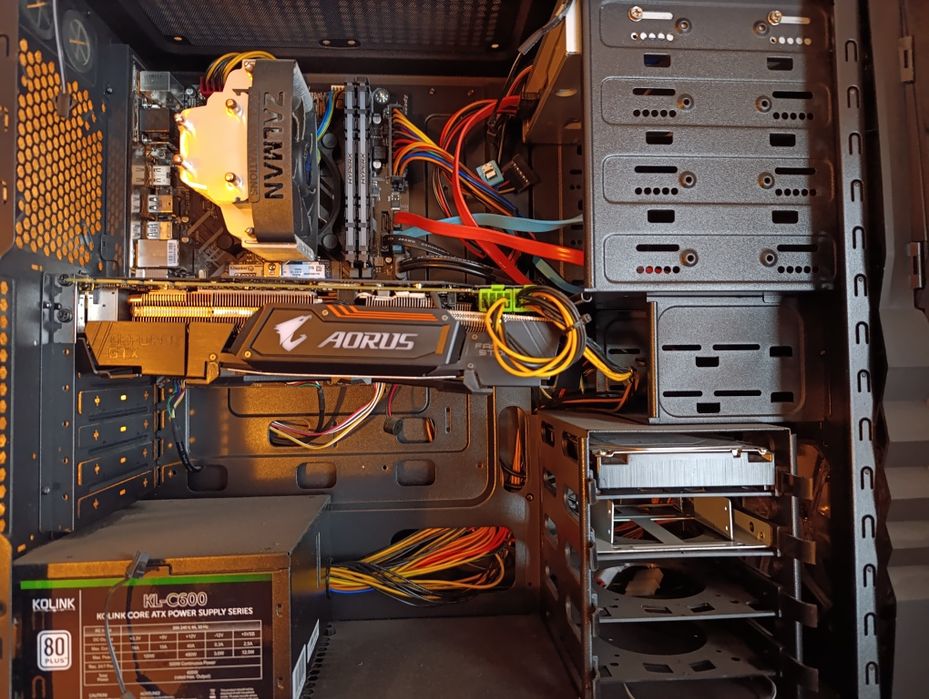 Vand i5 8600K 32gb Ram GTX 1080TI Aorus