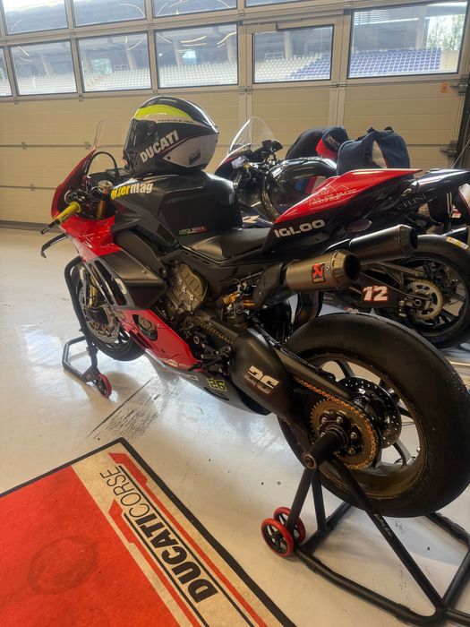 Ducati Panigale V4R