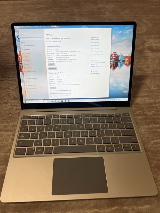 Laptop Microsoft Surface Go I5-1035G1 12.4’’Touch Garantie 12 luni