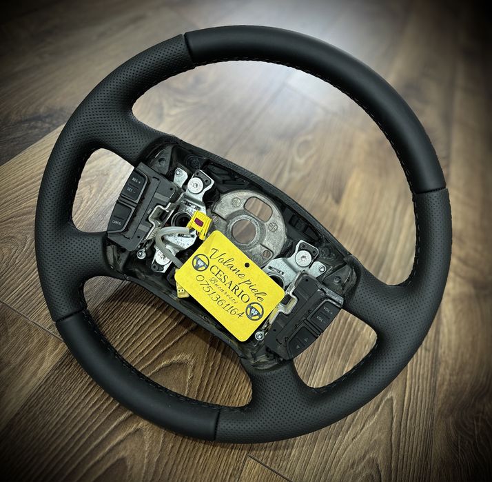 Volan piele perforat Skoda Octavia 1/Tour/Superb/Golf 4/Bora/Passat B5