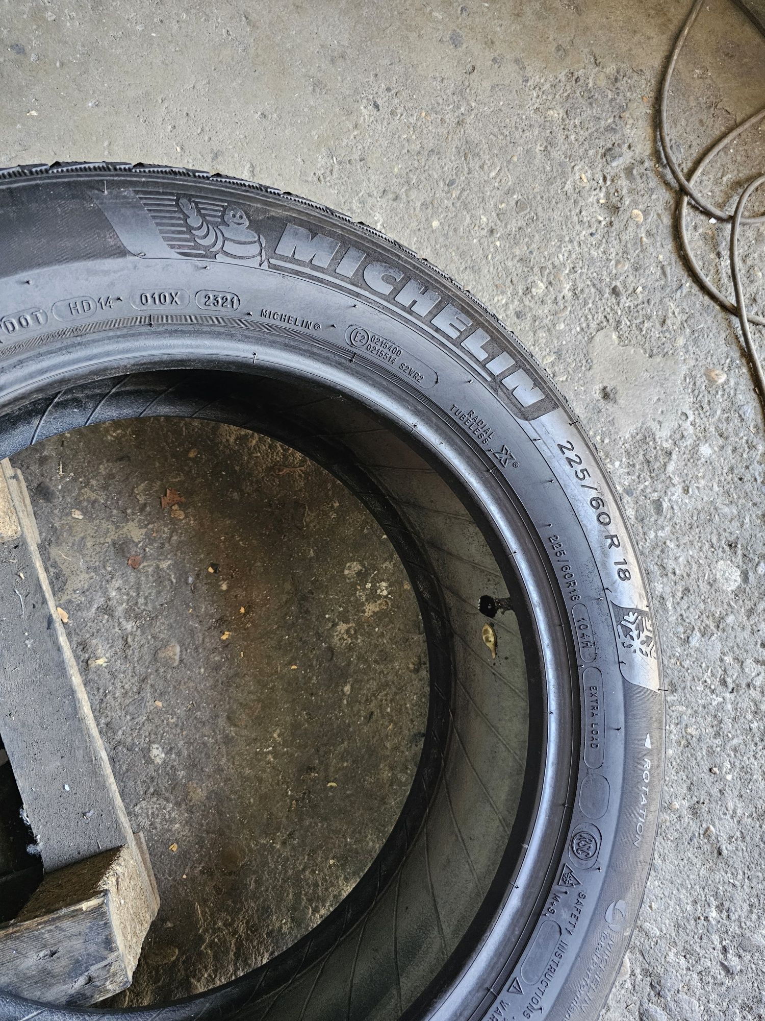 4 anvelope iarna 225 60 18 Michelin Runflat