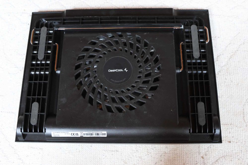 Охлаждаща подложка за лаптоп Deepcool N9 - DP-N136-N9SR