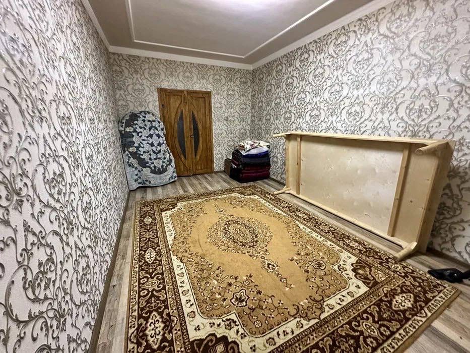 Продается 3-комнатная квартира, массив Карасу-3, ориентир Поликлиника