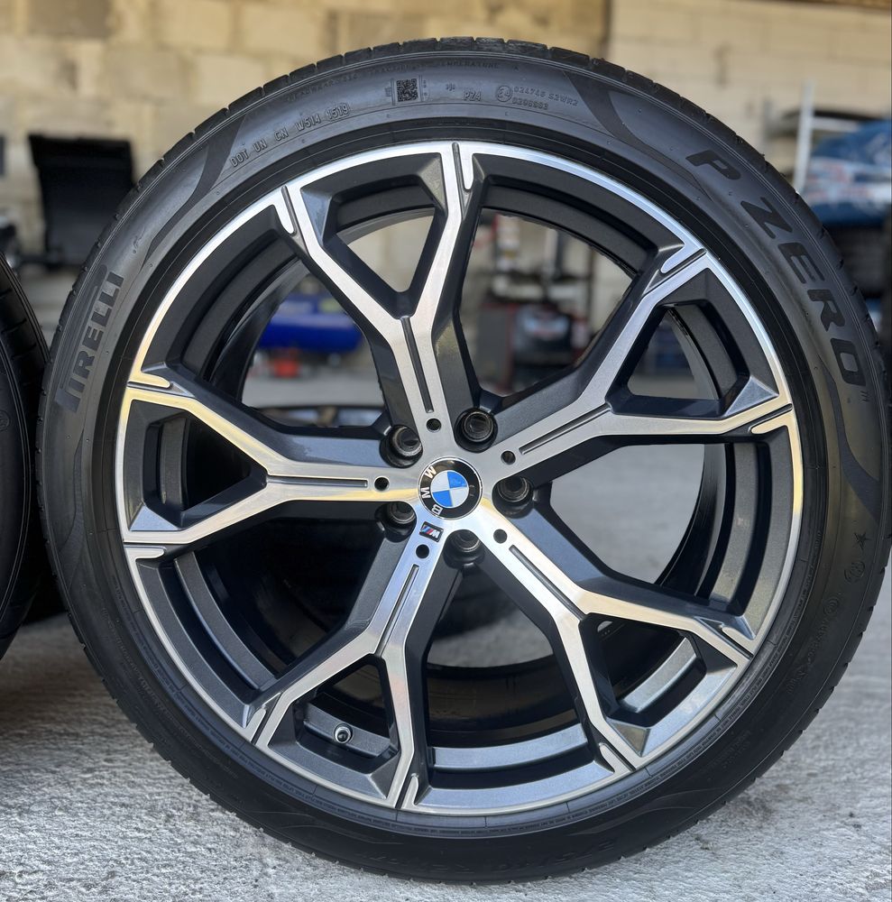 Jante Bmw X5 X6 R21 Pirelli vara 70% G05 G06 741M Originale