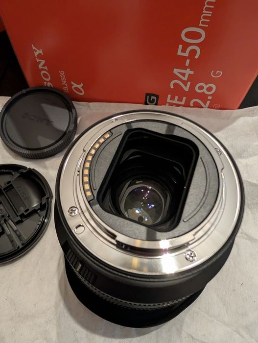 Sony FE 24-50mm F2.8G