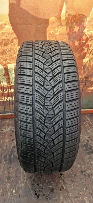 1 Anvelopa ca noua Good Year 225 50 R17 Run-flat. M+S. Dot 2021