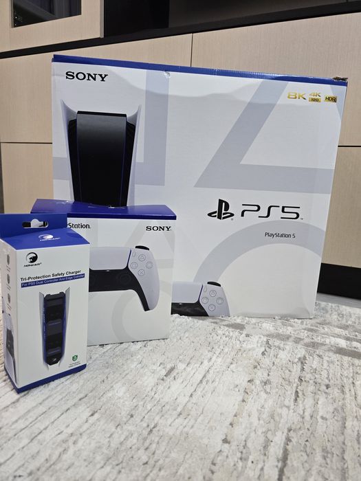 Продам игровую приставку Sony Playstation 5