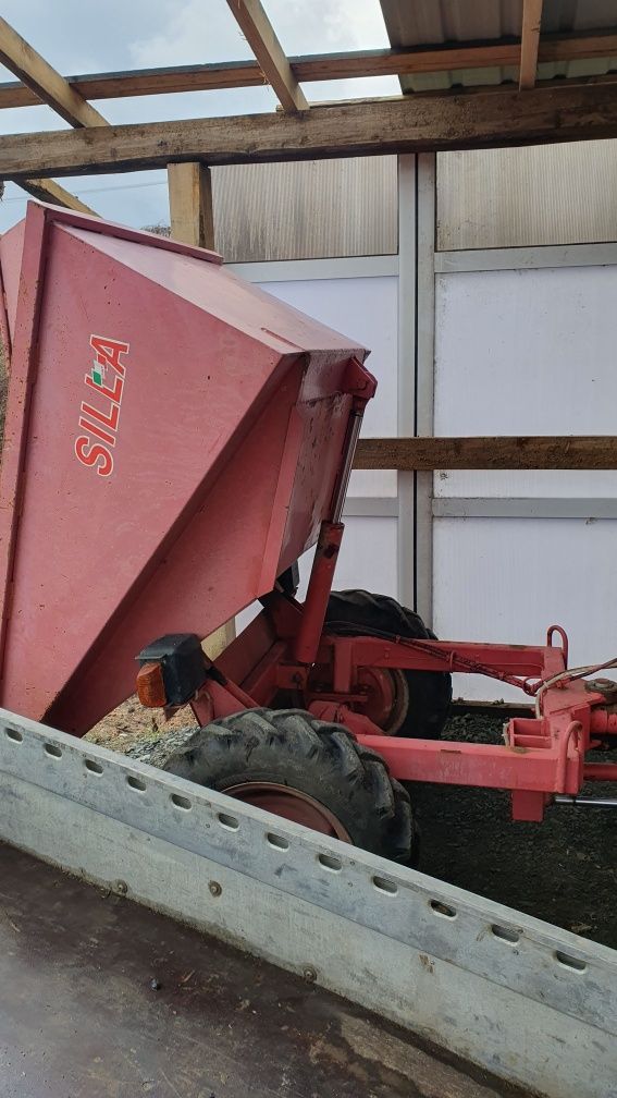 Vând dumper,damper Silla 800 de 1 t,lombardini