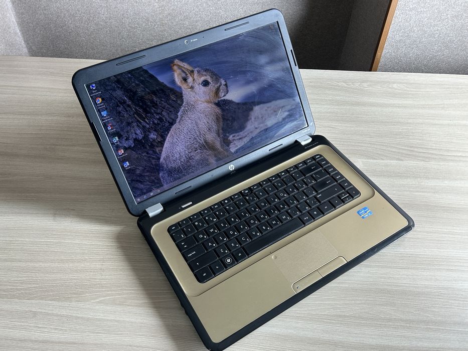 i3 4 ядра ноутбук Hp в полном рабочем состояний