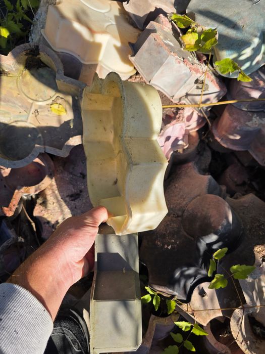 Matrite pavele / forme  / pavele / forme coame / matrite palari gard /