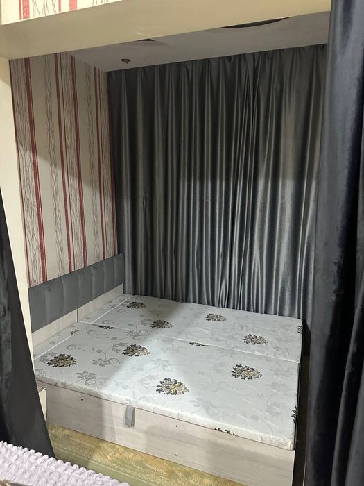 Chorsu bozori ro'parasi