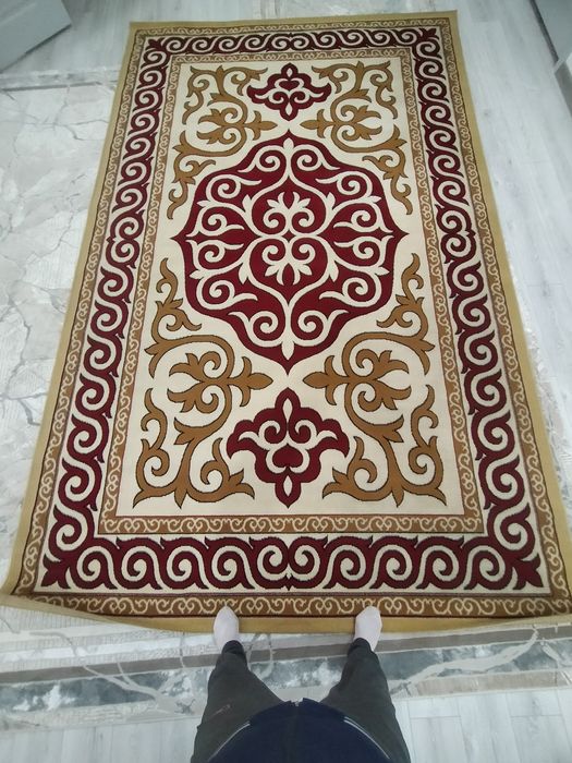 Кілем сатылады Өлшемі: ұзындығы 4 метр, ені 3метр