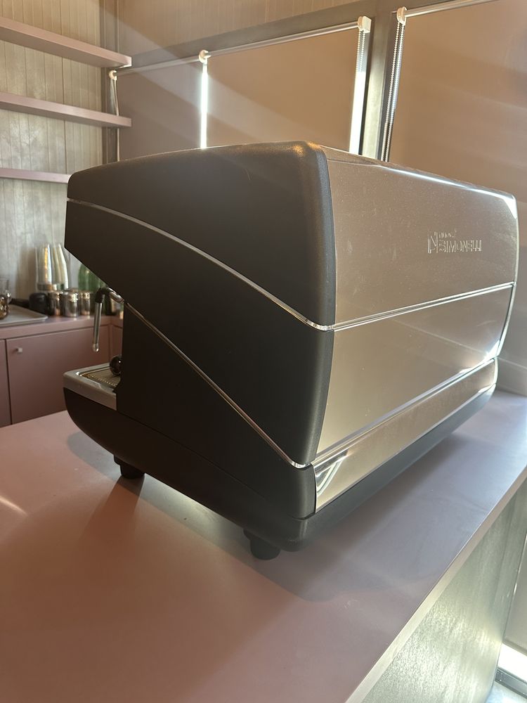 Espressor Nuova Simonelli APPIA II