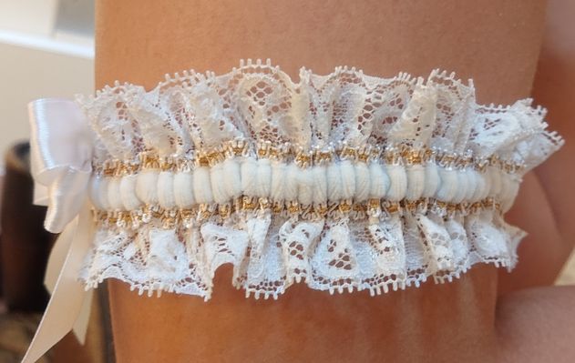 Jartiera mireasa NOUA hand made 100% in Romania Bridal garter