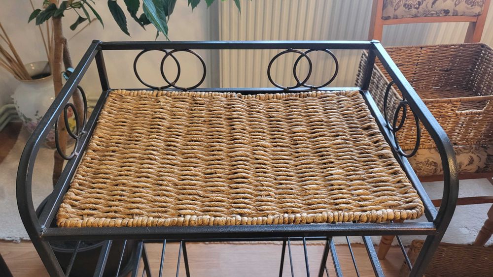 Comoda fier forjat 4 sertare, NOU