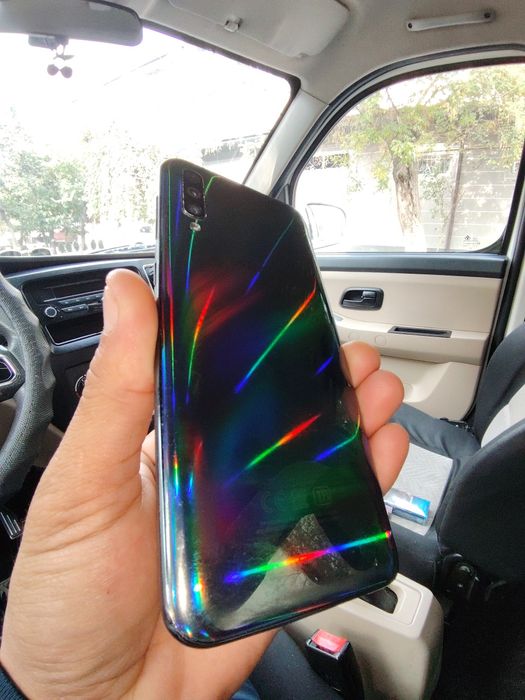 Samsung a50 xolati yaxwi obmen ipxone