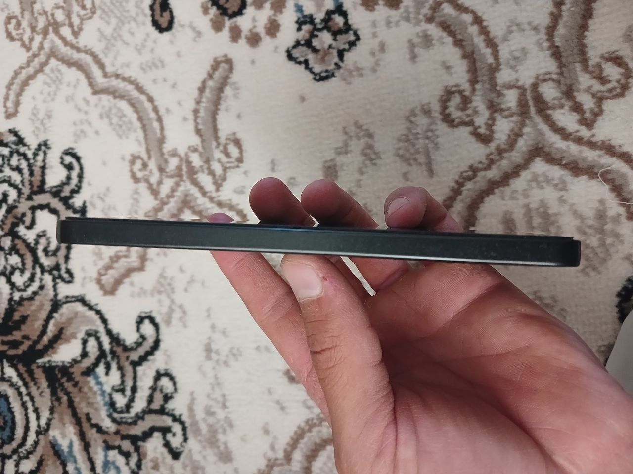 Nomi Redmi note 13 6/128 srochno sotiladi