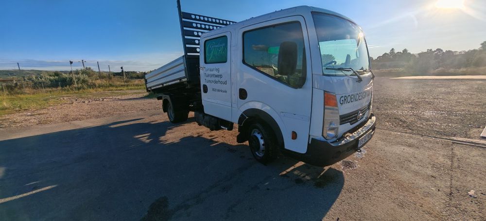 Nissan Cabstar. Basculabil