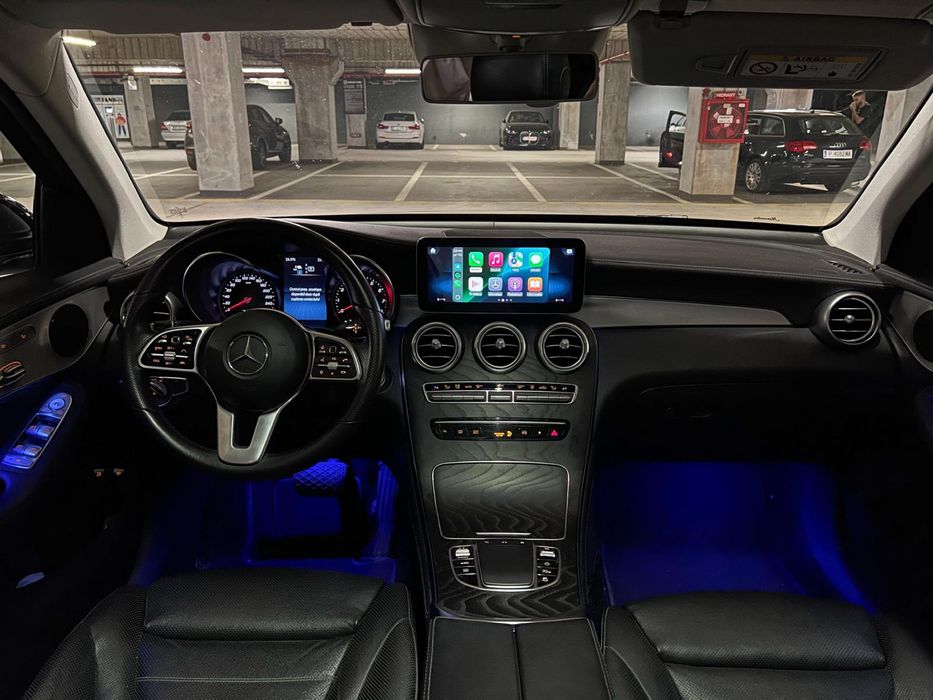 Mercedes GLC 300E TVA Deductibil suspensie perne aer, ventilatie,masaj