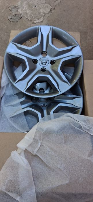 Set 4 capace Dacia