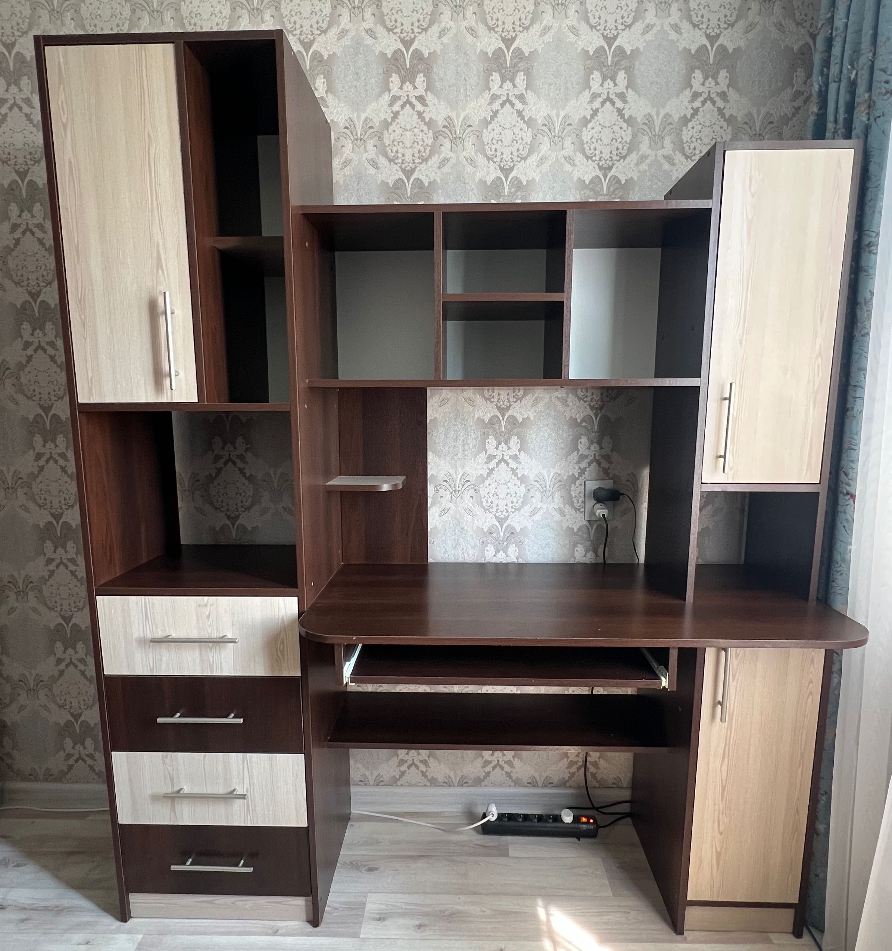 Компьютерный стол