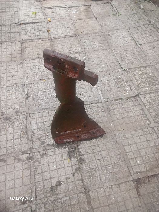 Продавам плужно тяло