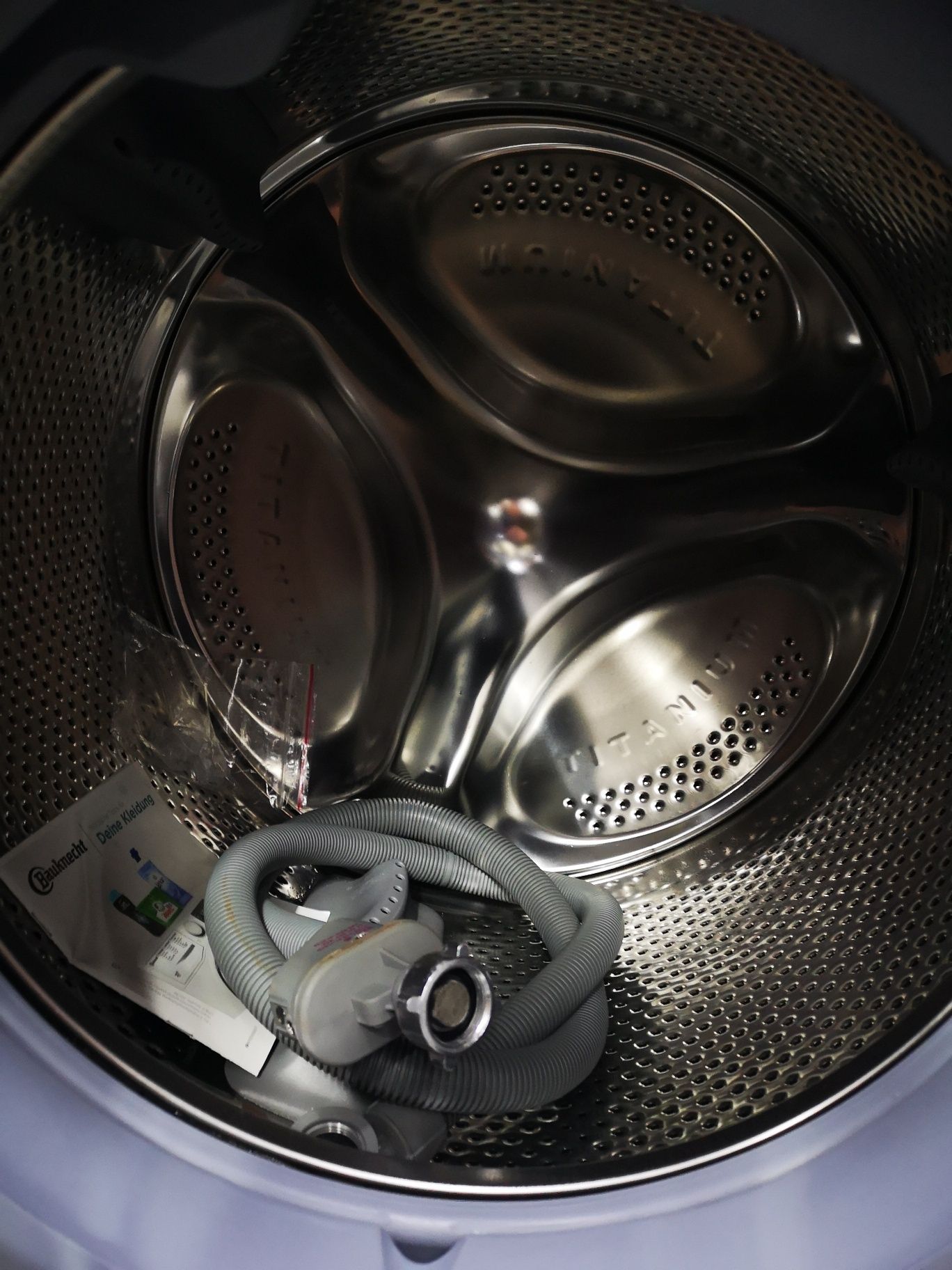 Mașina de spălat Bauknecht 11kg cu uscator Cuva Titanium Garanție MD22