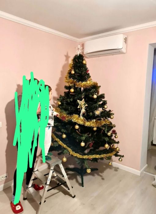 Brad de Craciun arficial 220 cm