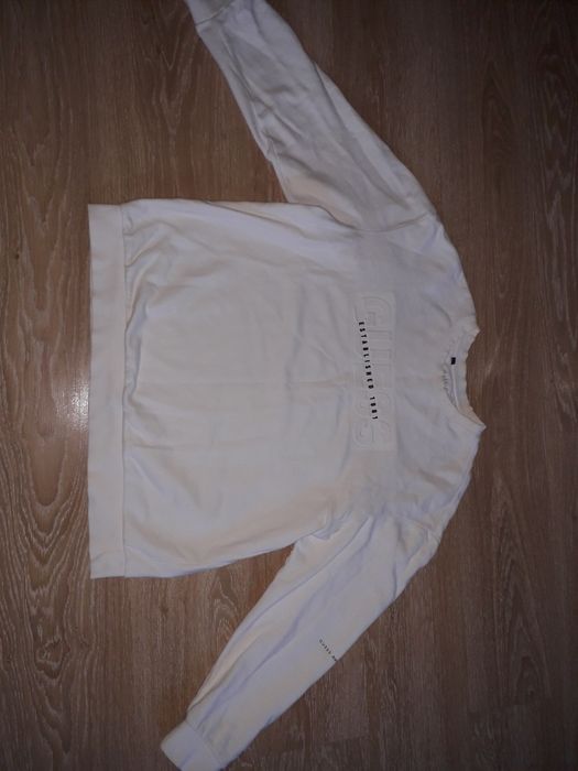 Белый свитшот Guess размер XL