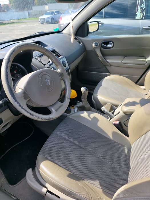 Megane 2  1.6 GPL