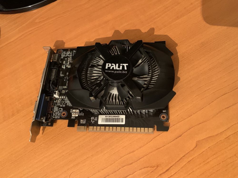 Видеокарта GTX 650   2GB