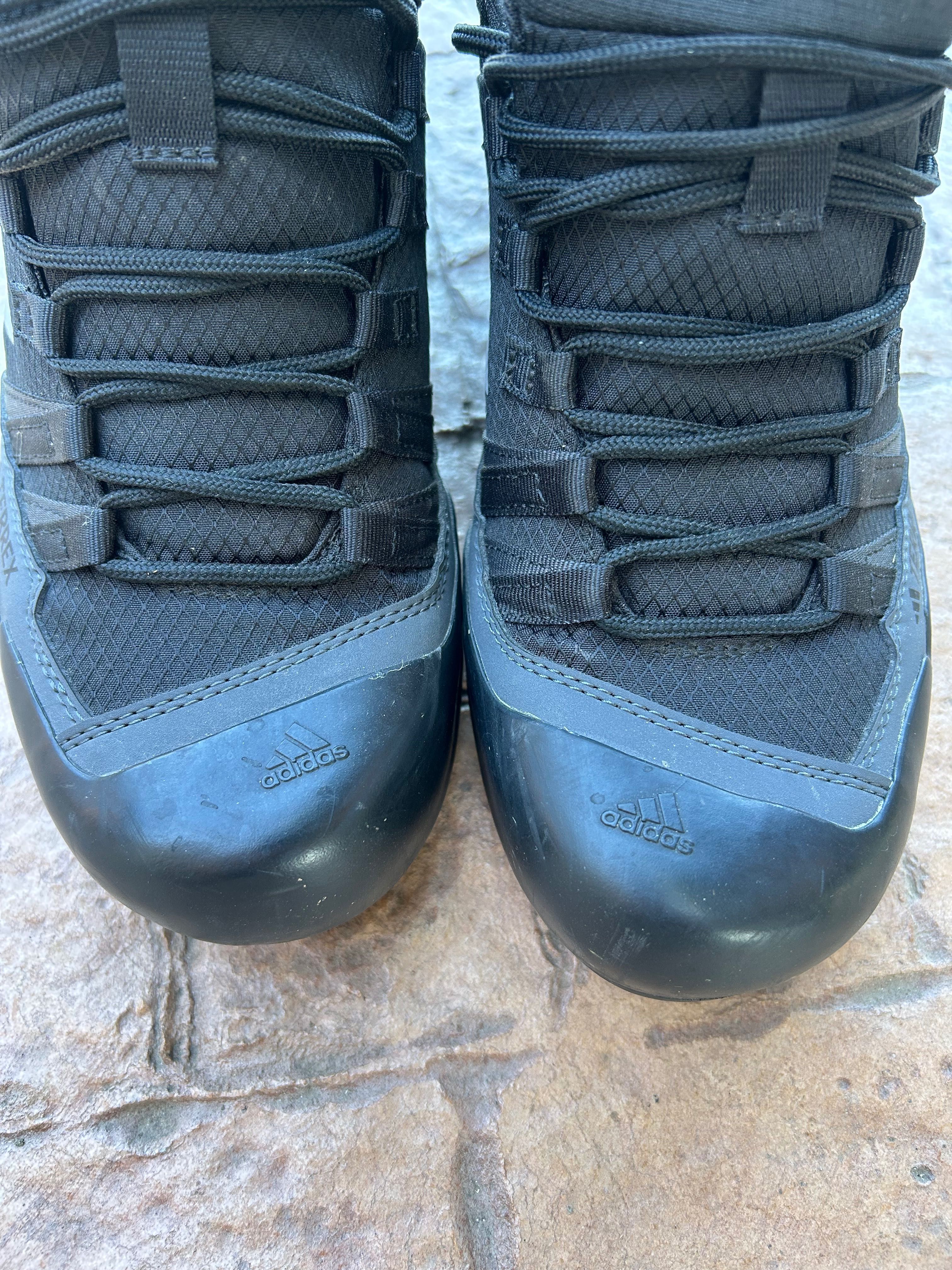 Маратонки Adidas terrex swift solo 2