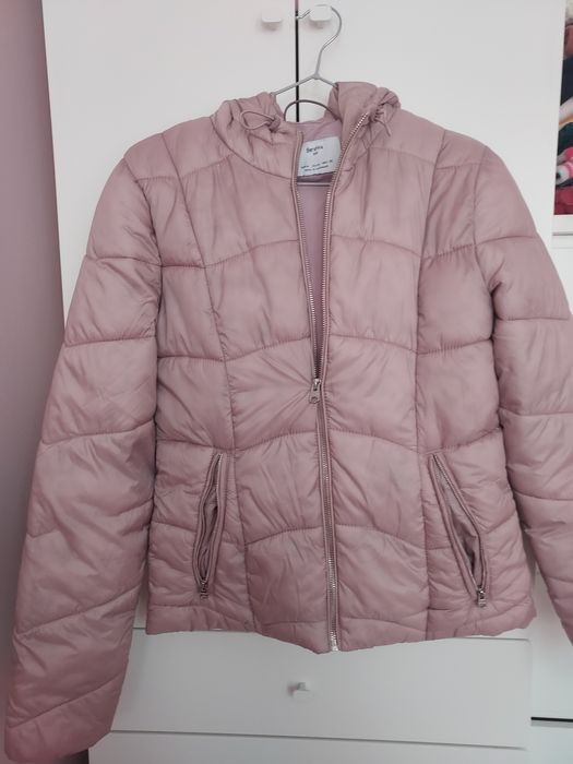 Geaca Bershka, marimea M